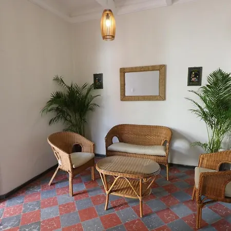 Amplio Departamento Remodelado Apartment